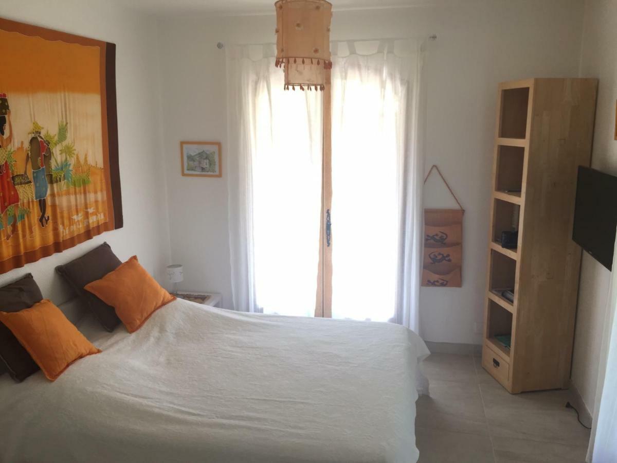 Bed & Breakfast Les Lillas Saint-Jeannet  Εξωτερικό φωτογραφία